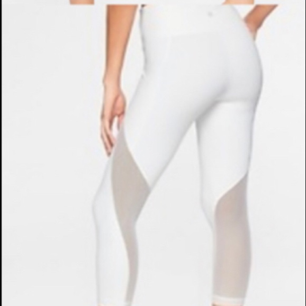 Athleta fearless Mudra fearless Capri tights